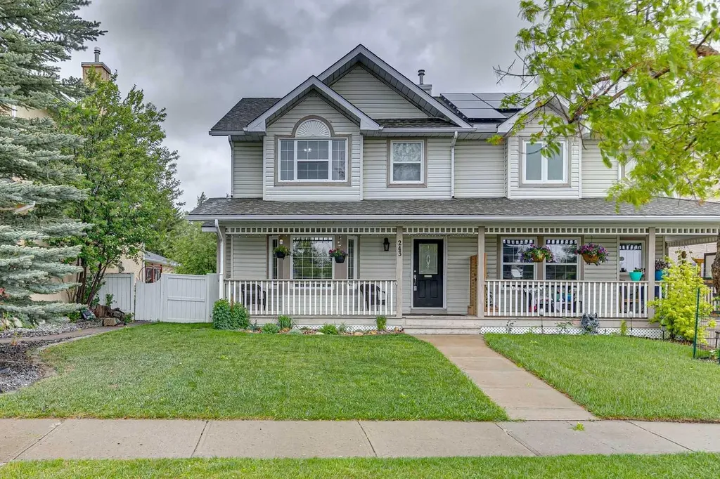 243 Banister Drive Okotoks AB T1S 1P7