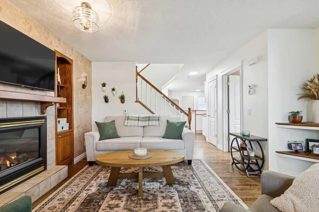 243 Banister Drive Okotoks AB T1S 1P7
