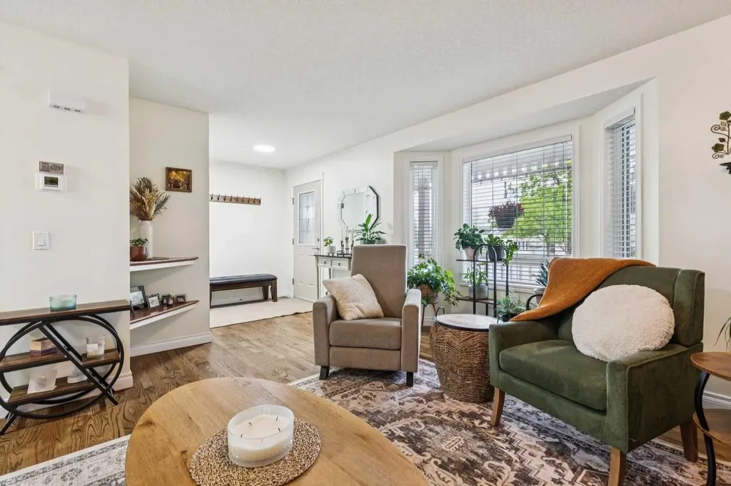 243 Banister Drive Okotoks AB T1S 1P7