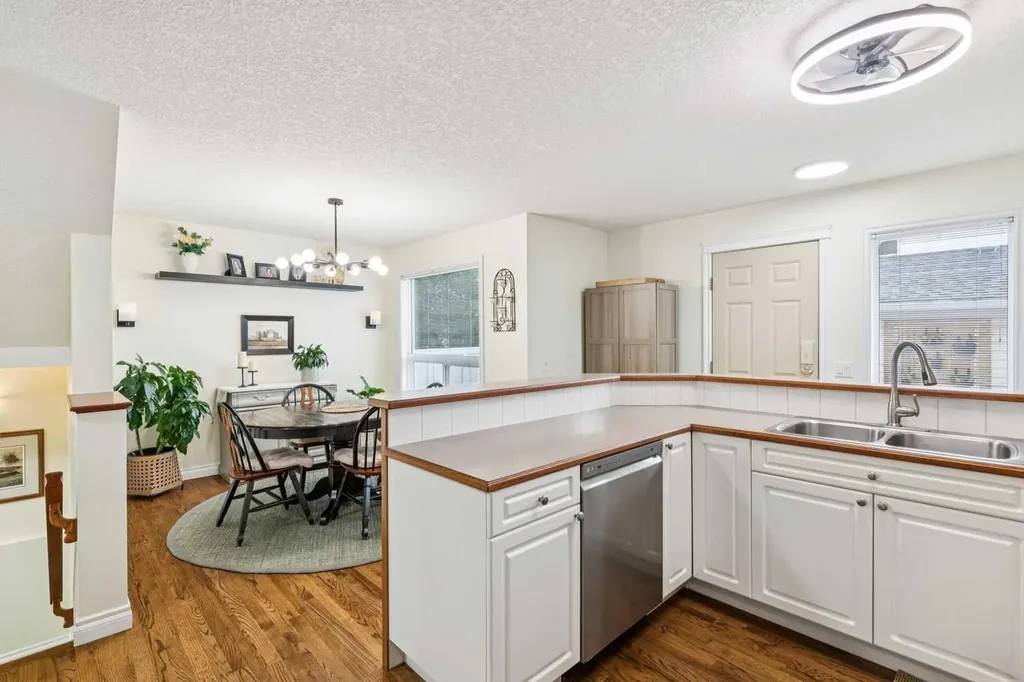 243 Banister Drive Okotoks AB T1S 1P7
