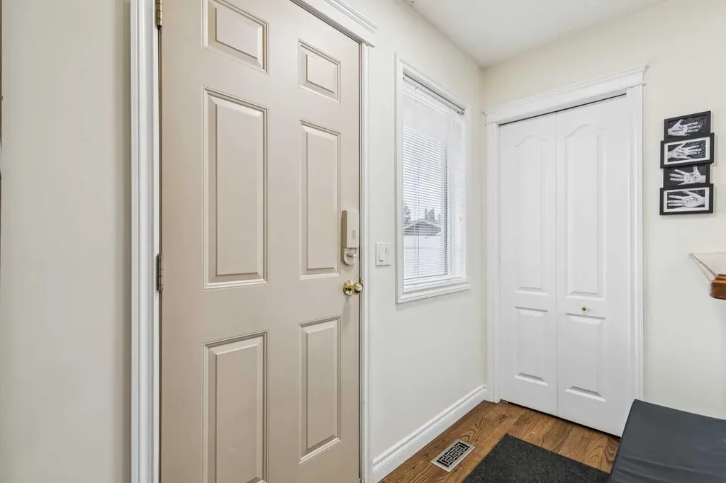 243 Banister Drive Okotoks AB T1S 1P7