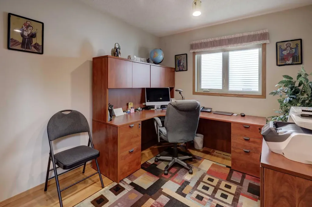 10262 Hamptons Boulevard NW Calgary AB T3A 5G5