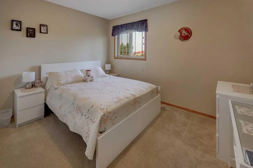 10262 Hamptons Boulevard NW Calgary AB T3A 5G5