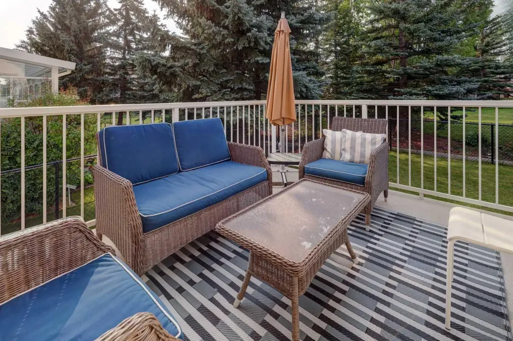 10262 Hamptons Boulevard NW Calgary AB T3A 5G5