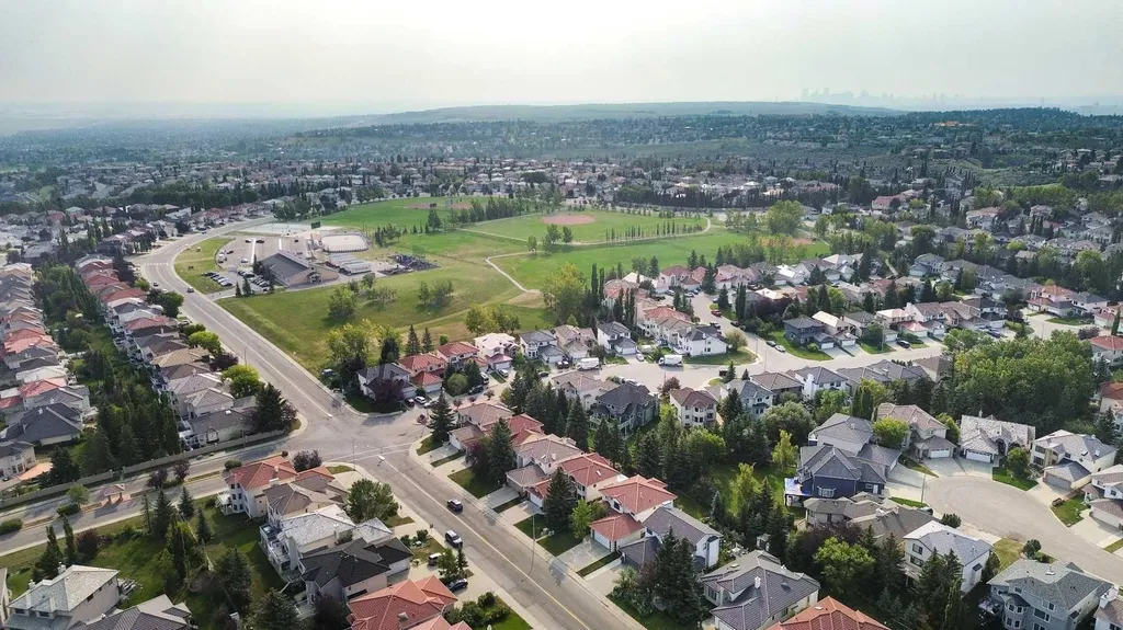 10262 Hamptons Boulevard NW Calgary AB T3A 5G5