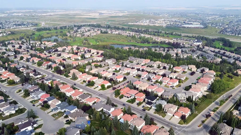 10262 Hamptons Boulevard NW Calgary AB T3A 5G5