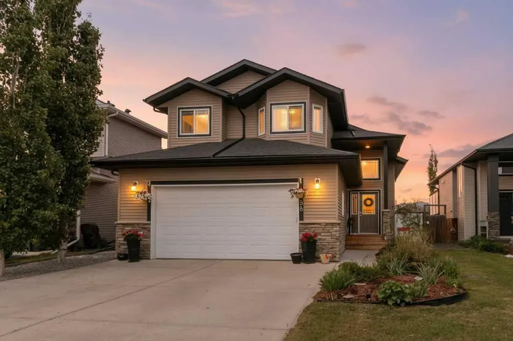 38 Lucky Place Sylvan Lake AB T4S 0B1