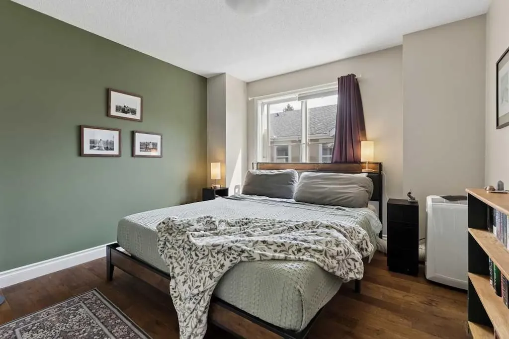 2001 34 Avenue SW Calgary AB T2T 2C4