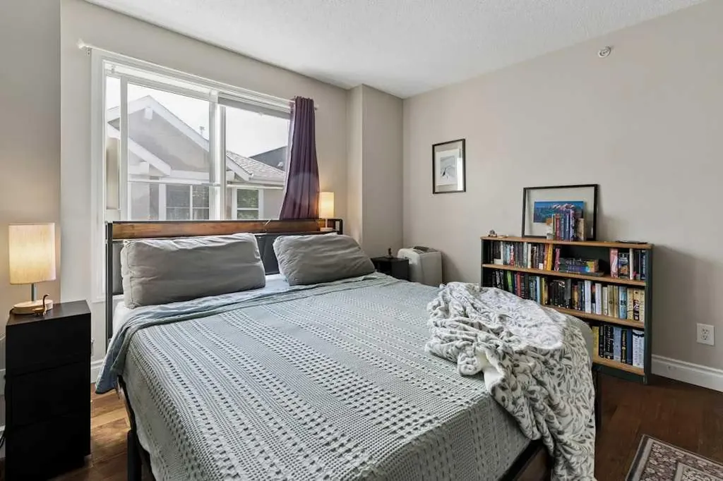 2001 34 Avenue SW Calgary AB T2T 2C4