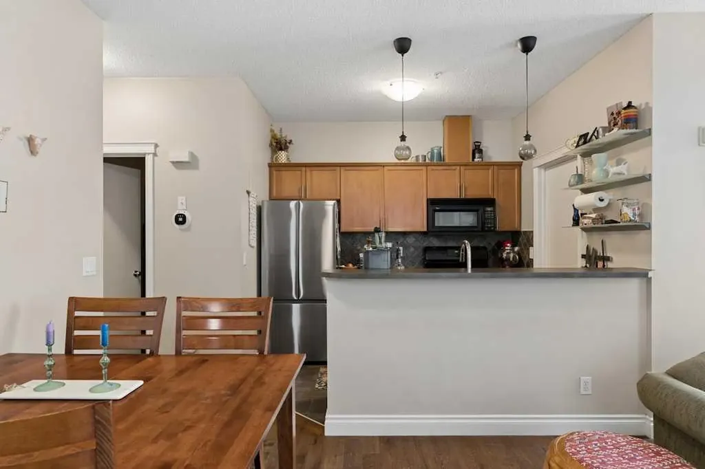 2001 34 Avenue SW Calgary AB T2T 2C4