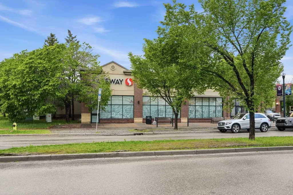 2233 34 Avenue SW Calgary AB T2T 6N2