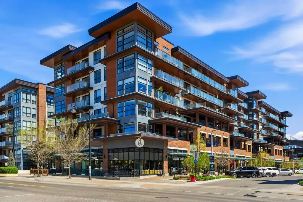 122 Mahogany Centre SE Calgary AB T3M 2Y1