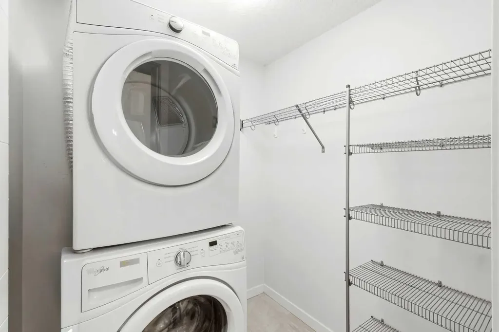 122 Mahogany Centre SE Calgary AB T3M 2Y1