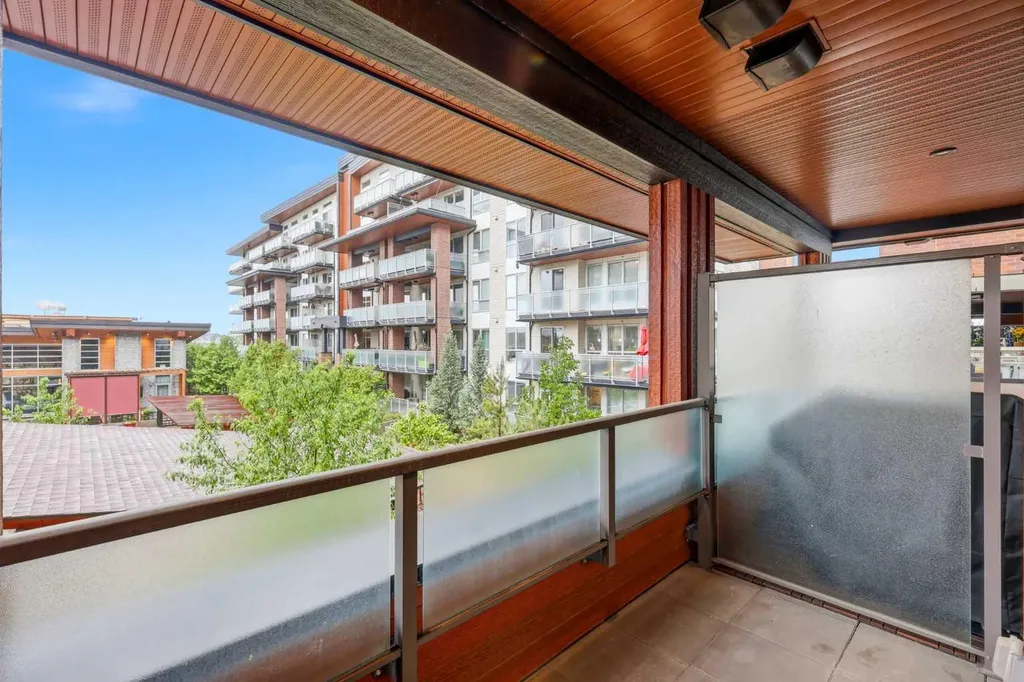 122 Mahogany Centre SE Calgary AB T3M 2Y1