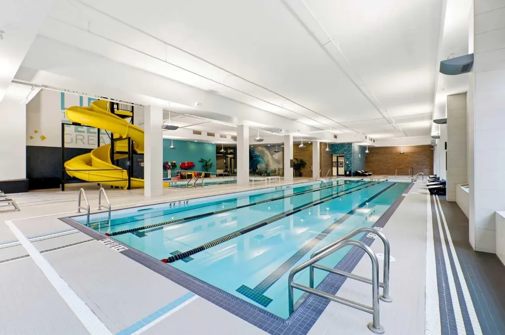 122 Mahogany Centre SE Calgary AB T3M 2Y1