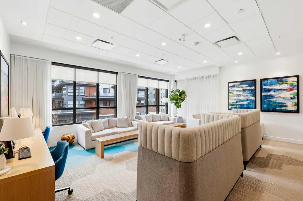 122 Mahogany Centre SE Calgary AB T3M 2Y1