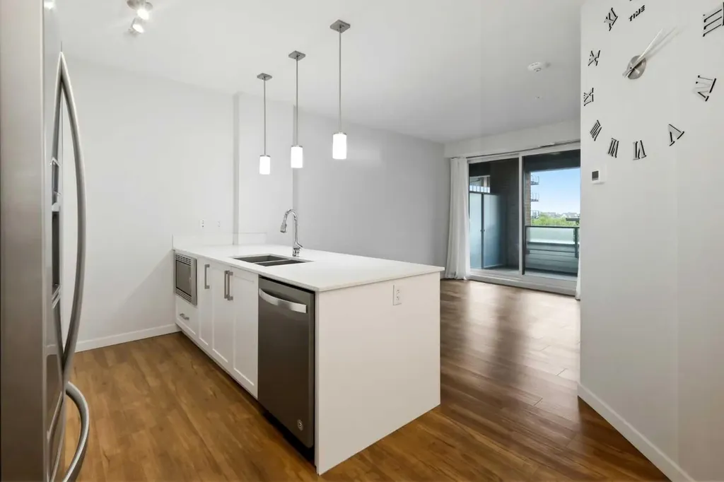 122 Mahogany Centre SE Calgary AB T3M 2Y1