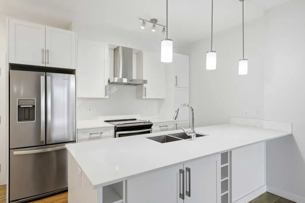 122 Mahogany Centre SE Calgary AB T3M 2Y1
