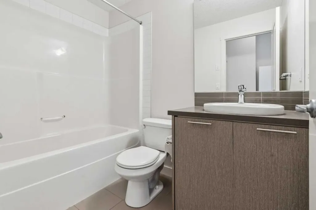 175 Silverado Boulevard SW Calgary AB T2X 0V5
