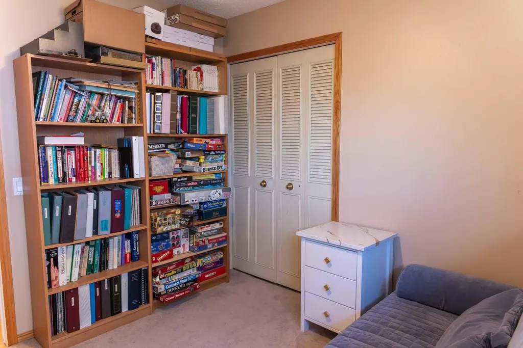 164 Huntford Road NE Calgary AB T2K 3Y9