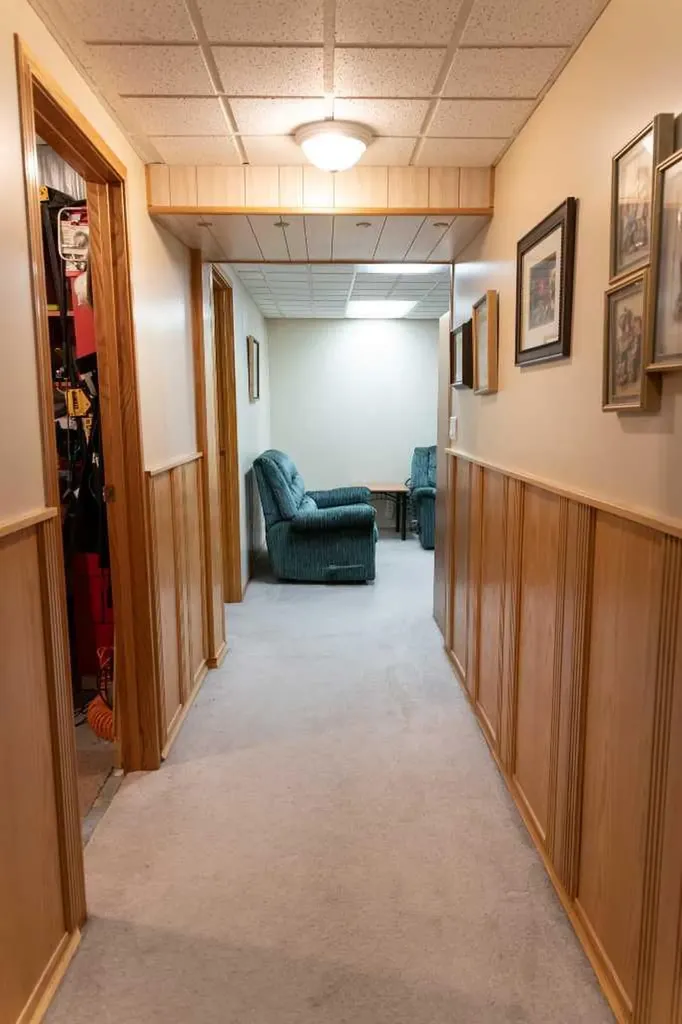 164 Huntford Road NE Calgary AB T2K 3Y9
