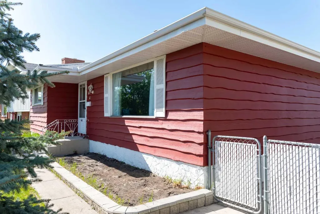 164 Huntford Road NE Calgary AB T2K 3Y9