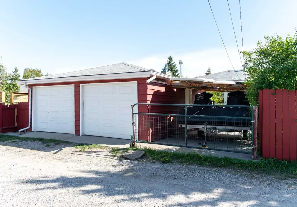 164 Huntford Road NE Calgary AB T2K 3Y9