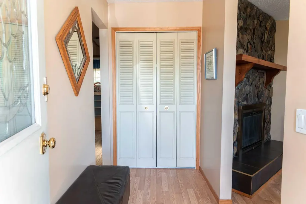 164 Huntford Road NE Calgary AB T2K 3Y9