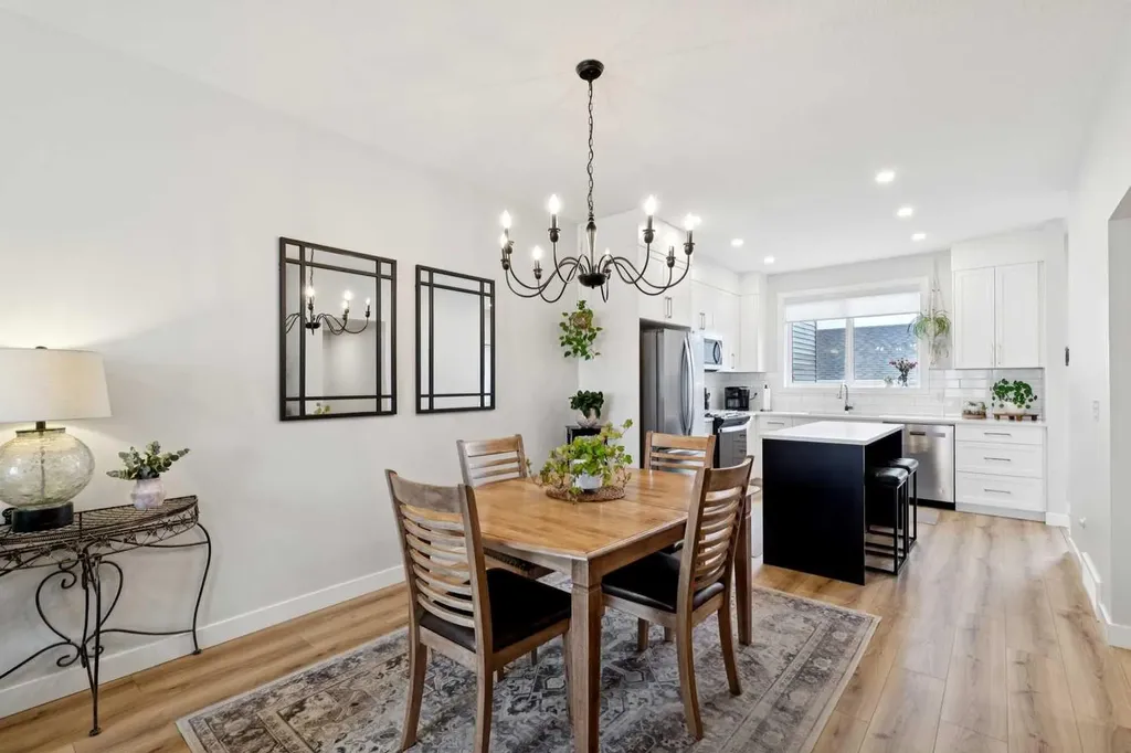 15 Larkspur Bend Okotoks AB T1S 3K7