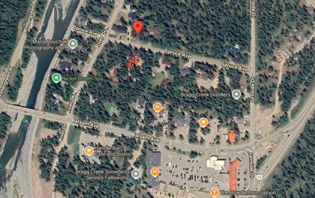 20 Spruce Avenue Bragg Creek AB T0L 0K0