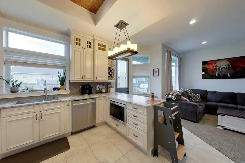 808 10 Street SE Slave Lake AB T0G 2A3