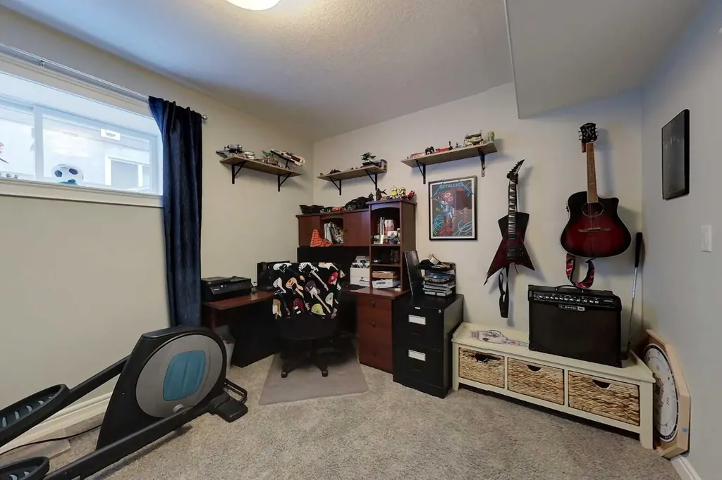 808 10 Street SE Slave Lake AB T0G 2A3