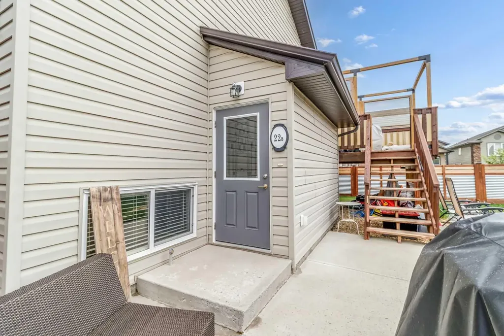 22 Rogers Road Sylvan Lake AB T4S 0J8