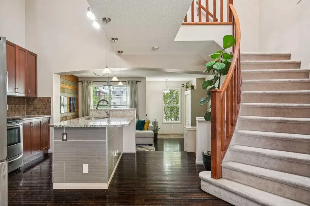 1807 New Brighton Drive SE Calgary AB T2Z 0J7