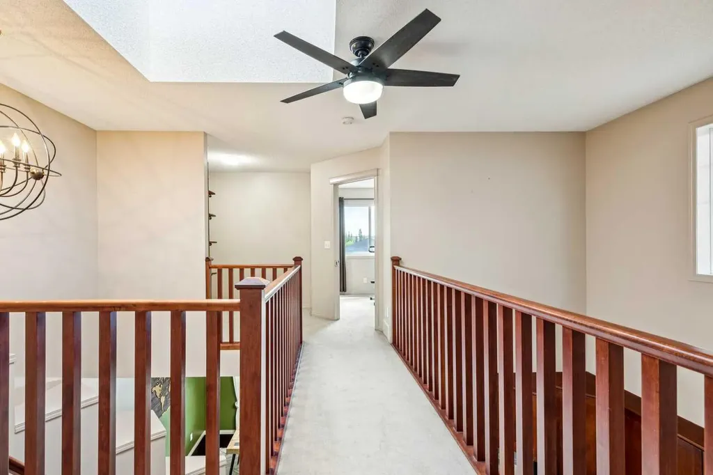 1807 New Brighton Drive SE Calgary AB T2Z 0J7