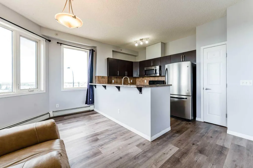 1727 54 Street SE Calgary AB T2A 1B7