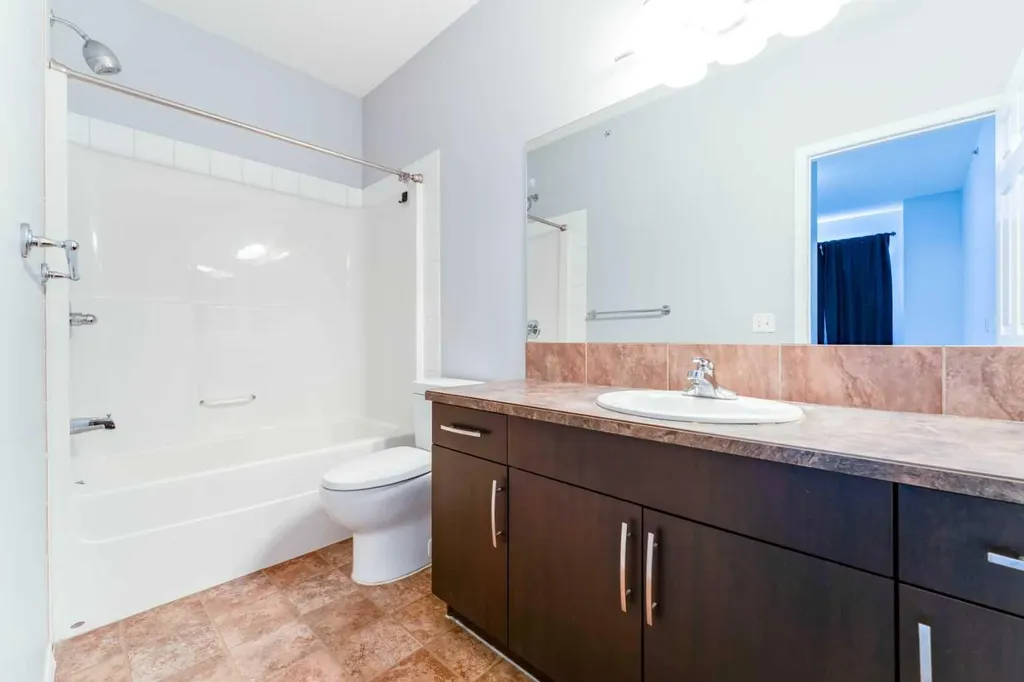 1727 54 Street SE Calgary AB T2A 1B7
