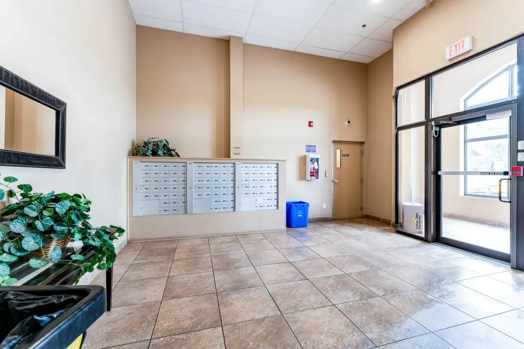 1727 54 Street SE Calgary AB T2A 1B7