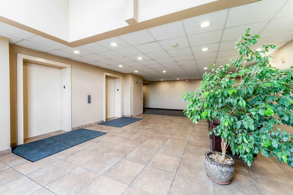 1727 54 Street SE Calgary AB T2A 1B7