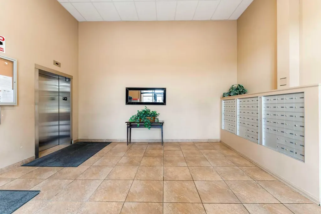 1727 54 Street SE Calgary AB T2A 1B7
