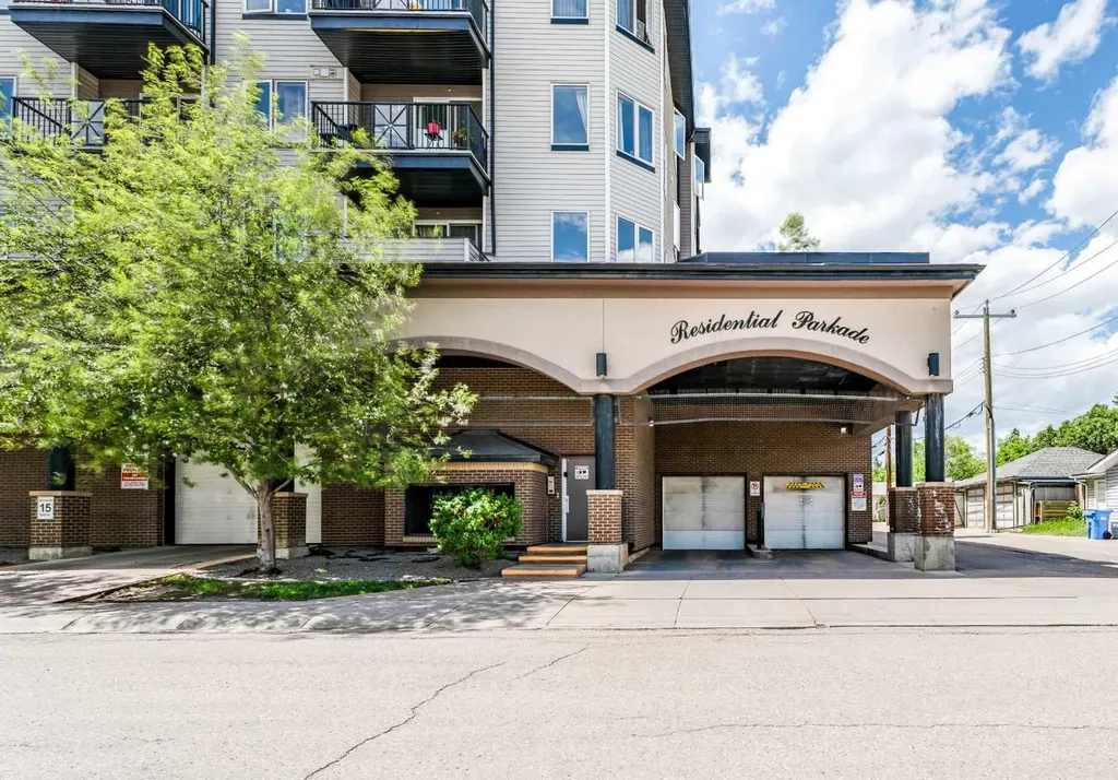 1727 54 Street SE Calgary AB T2A 1B7
