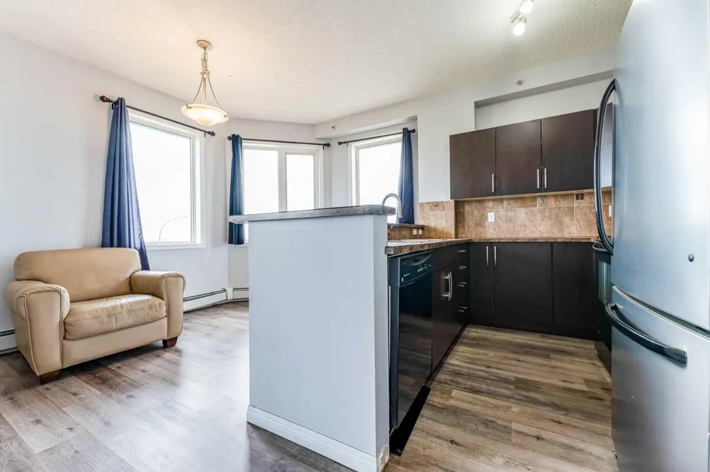 1727 54 Street SE Calgary AB T2A 1B7