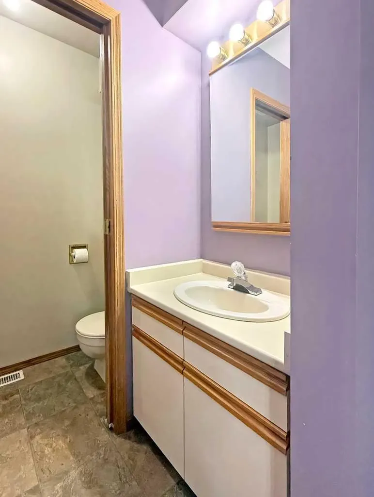 61 Blueberry Dive Whitecourt AB T7S 1R4