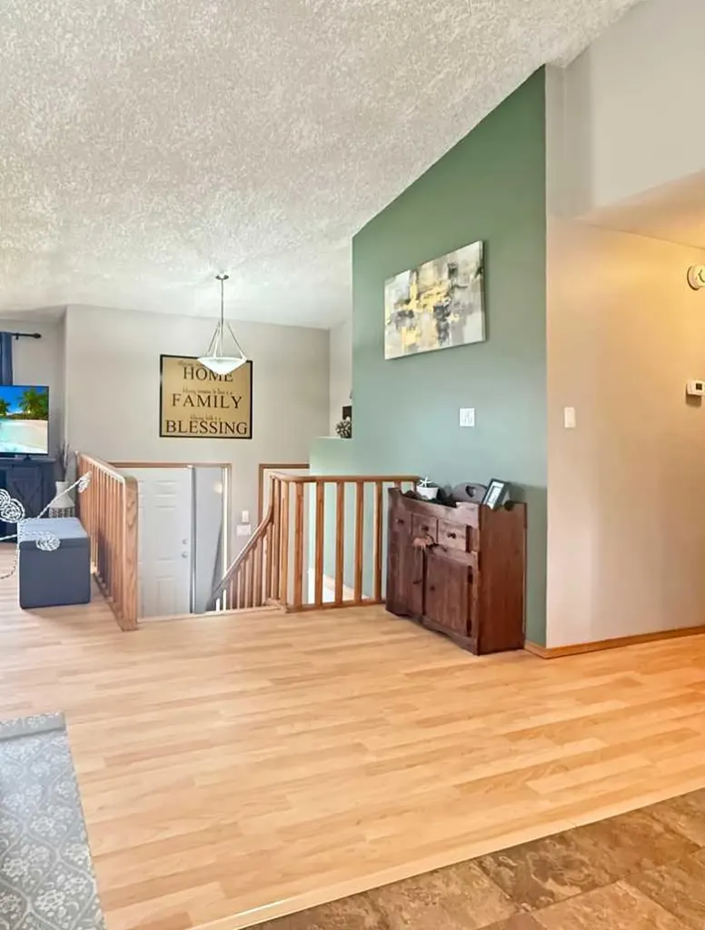 61 Blueberry Dive Whitecourt AB T7S 1R4