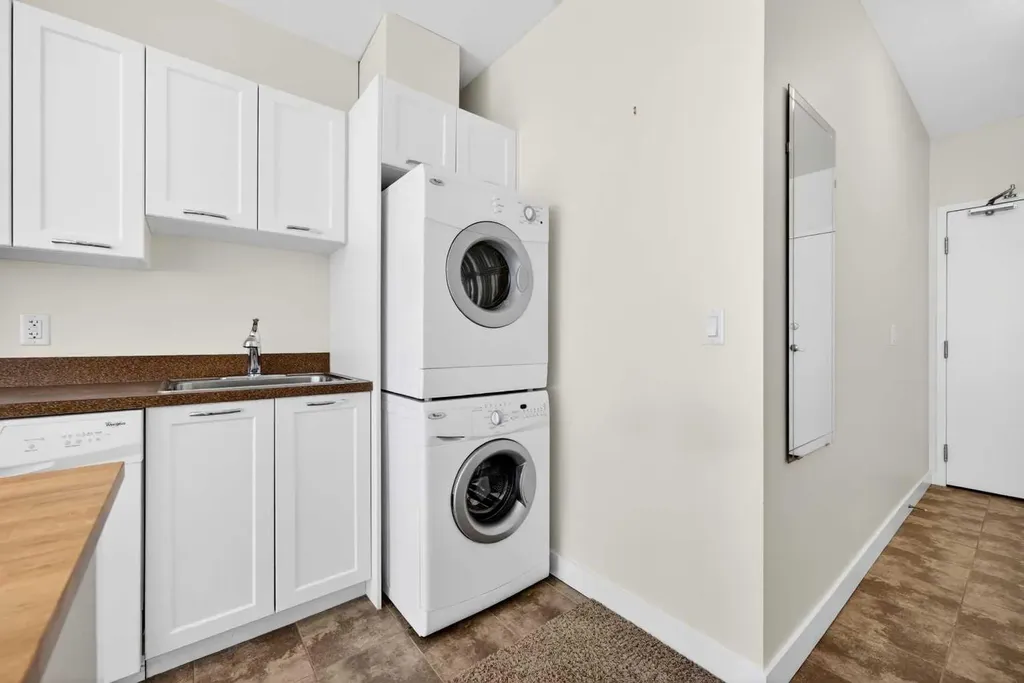 3830 Brentwood Road NW Calgary AB T2L 2J9