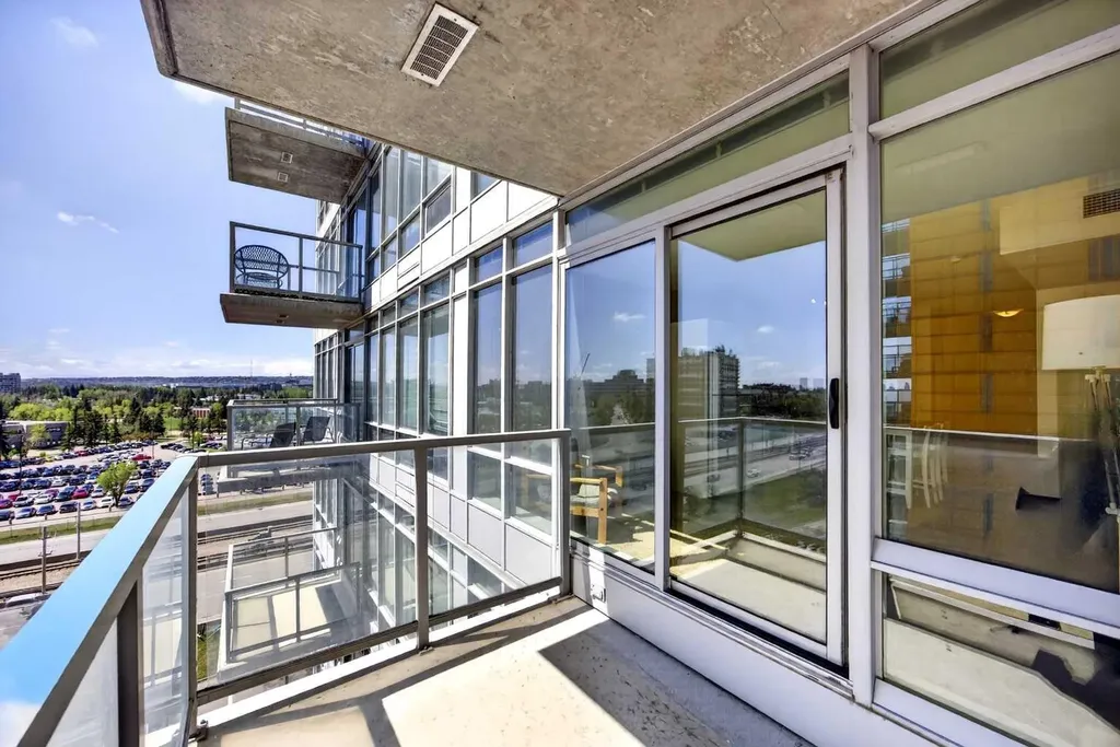 3830 Brentwood Road NW Calgary AB T2L 2J9