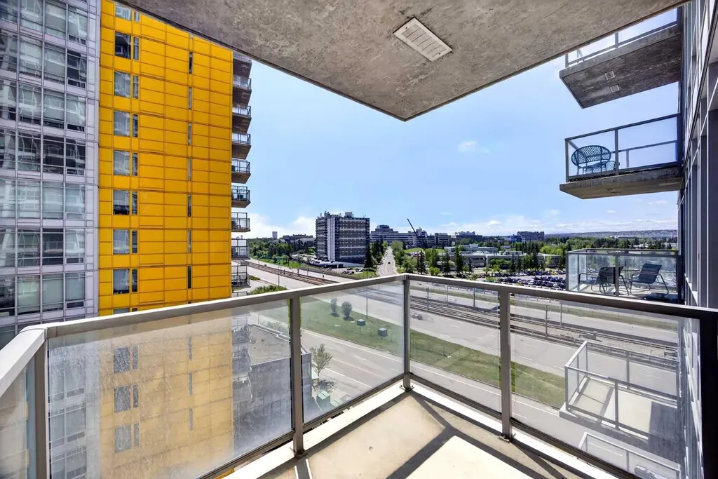 3830 Brentwood Road NW Calgary AB T2L 2J9