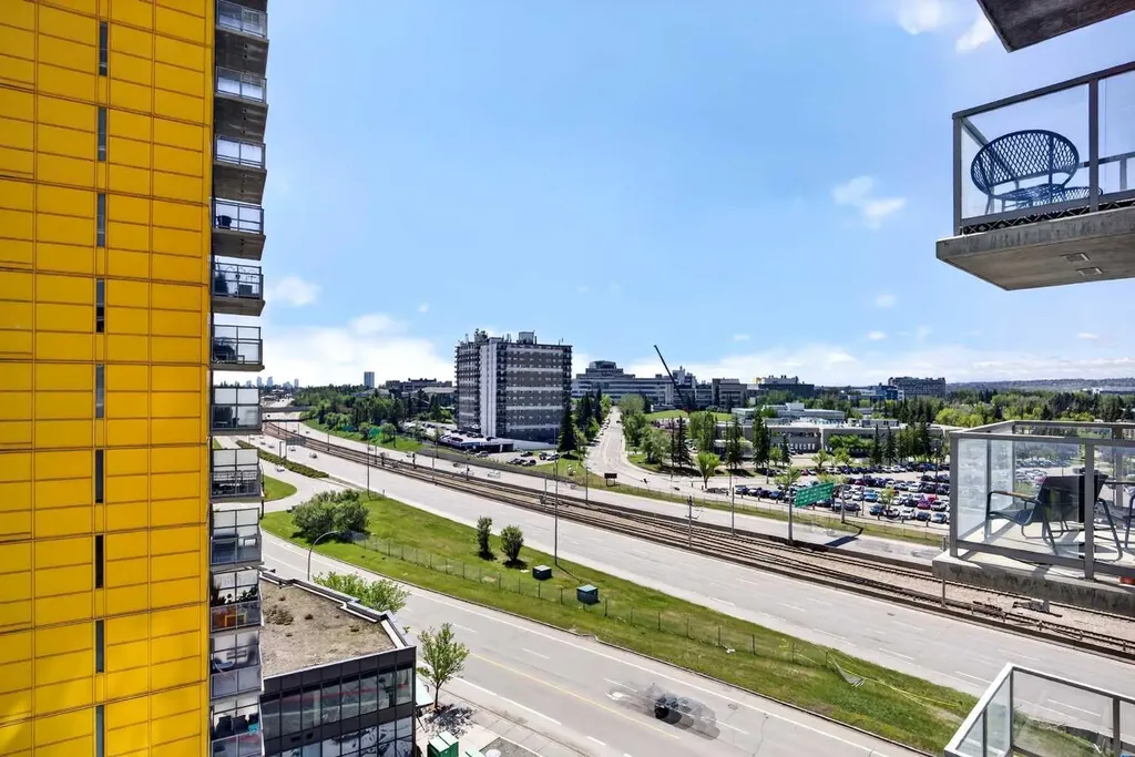 3830 Brentwood Road NW Calgary AB T2L 2J9