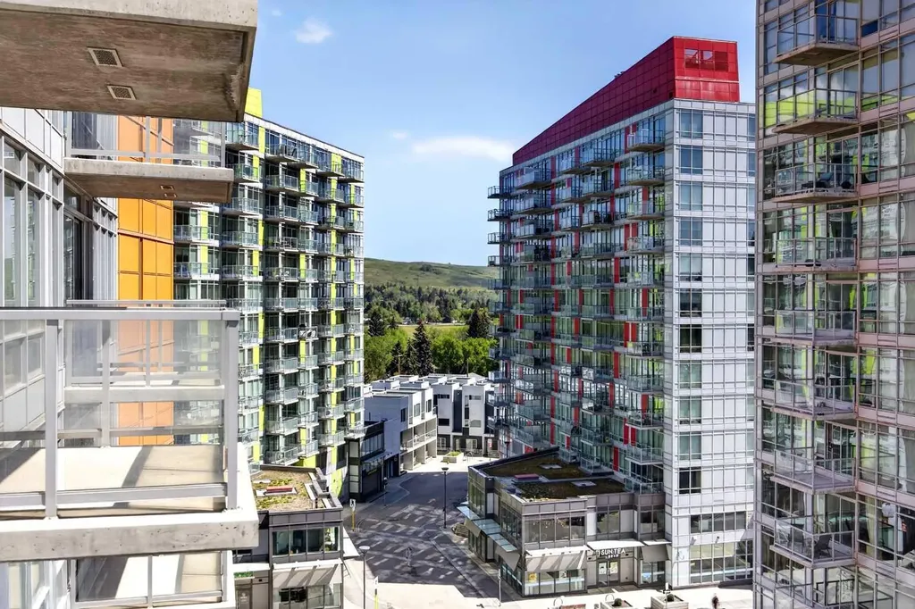 3830 Brentwood Road NW Calgary AB T2L 2J9