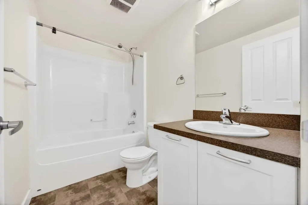 3830 Brentwood Road NW Calgary AB T2L 2J9